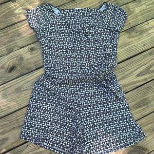5/25$ MILANO super cute stretchy black white pattern romper, size medium.